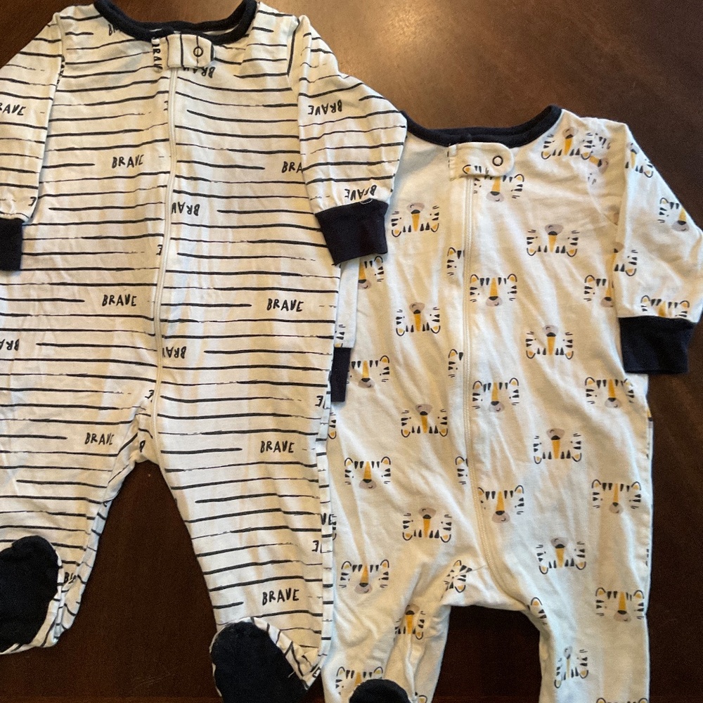 Onesies Brand 3-6M  Brave Tiger 2pc Footsie Sleeper